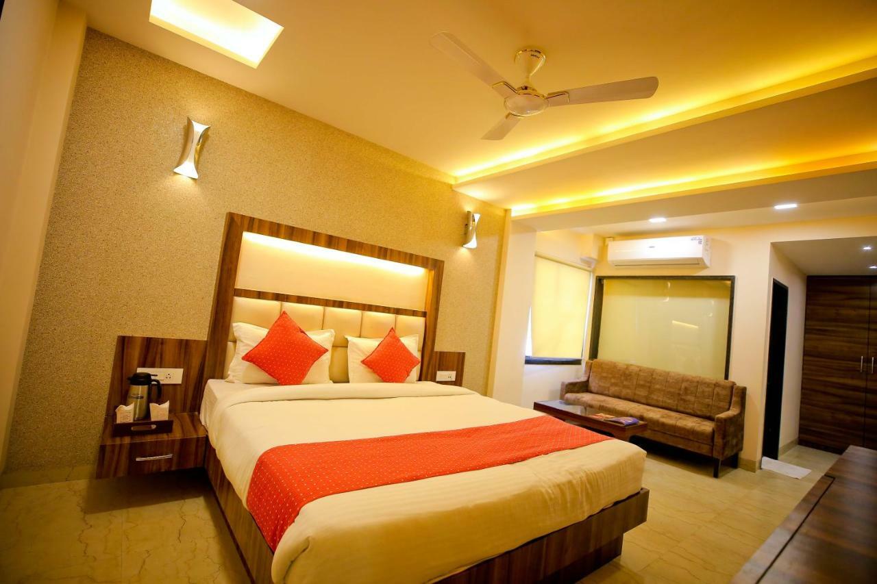 Hotel Moti Palace Agra  Exterior foto